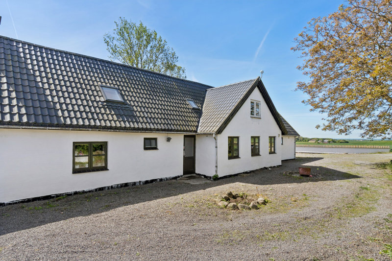 Property image number 2