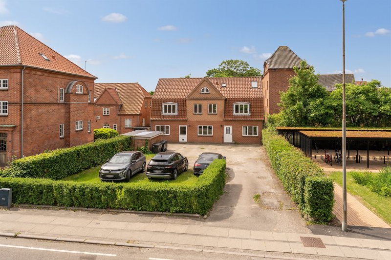 Property image number 3