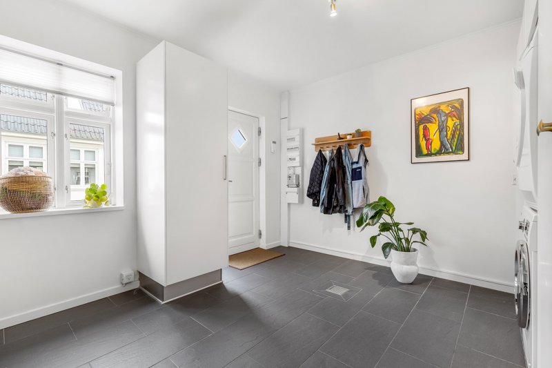 Property image number 2