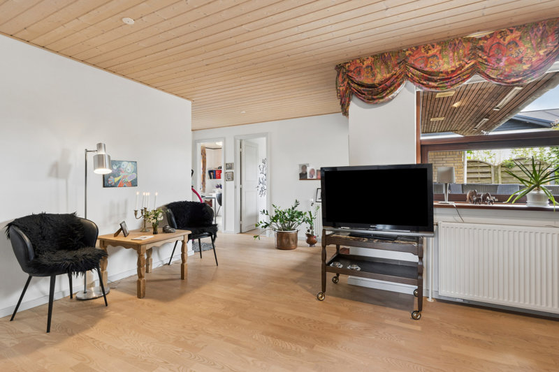 Property image number 8
