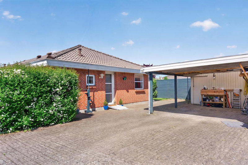 Property image number 3
