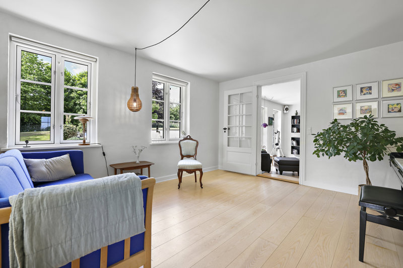 toggle-gallery-image