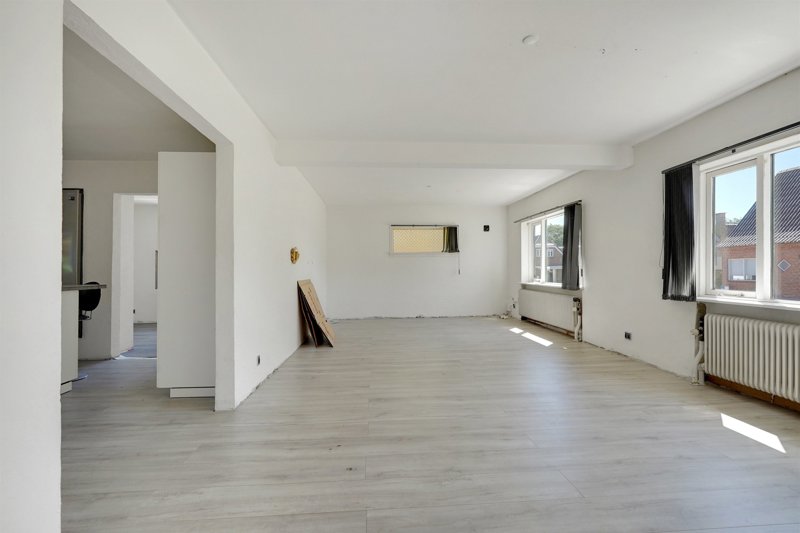 Property image number 6
