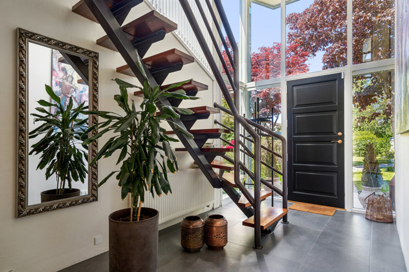 toggle-gallery-image