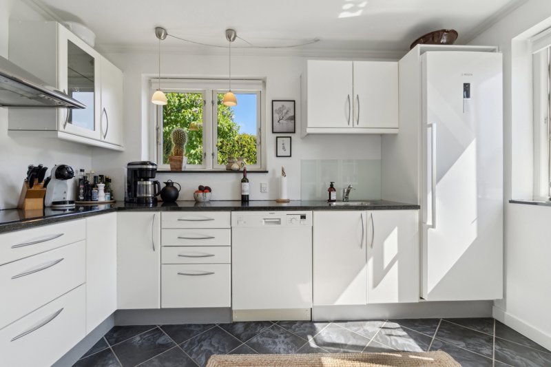 Property image number 2