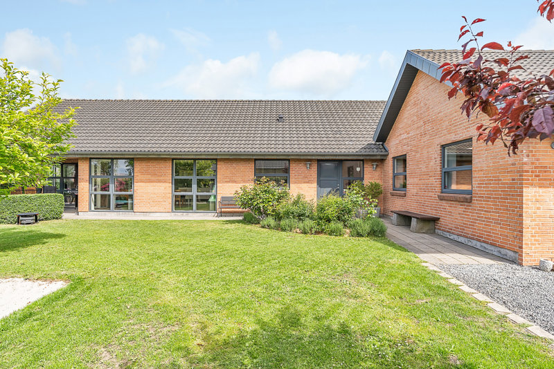 Property image number 2