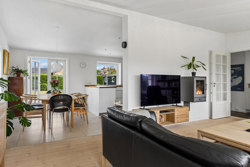 Property image number 2