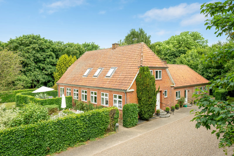 Property image number 2
