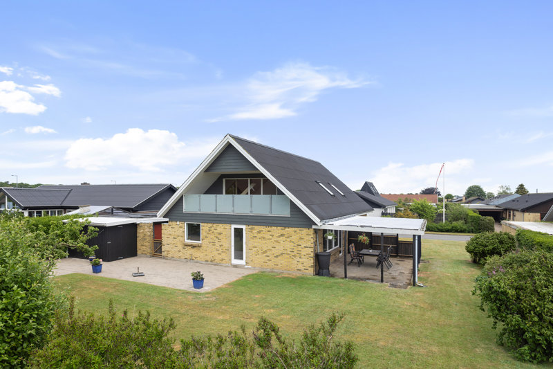 Property image number 2