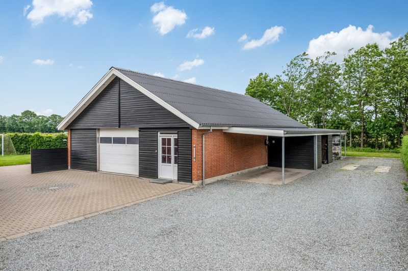 Property image number 3