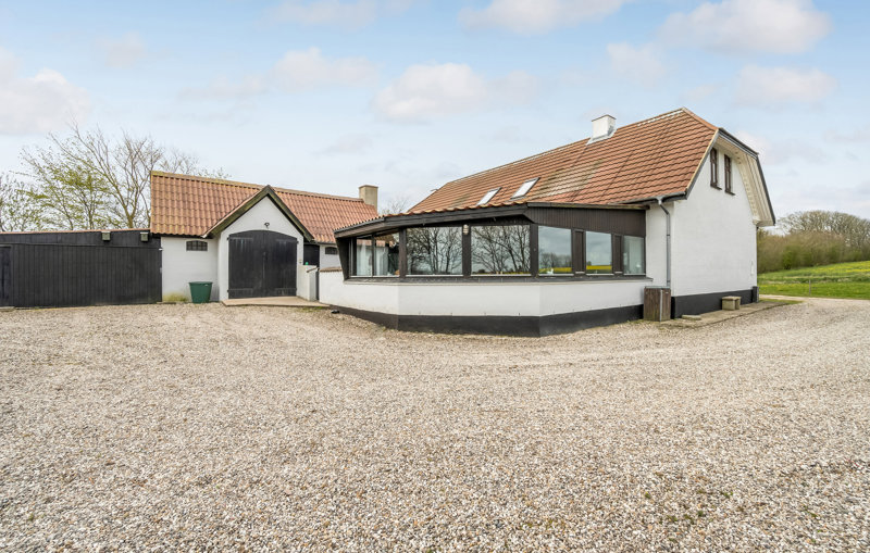 Property image number 2