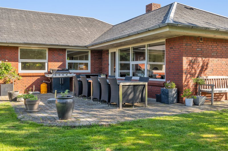 Property image number 2