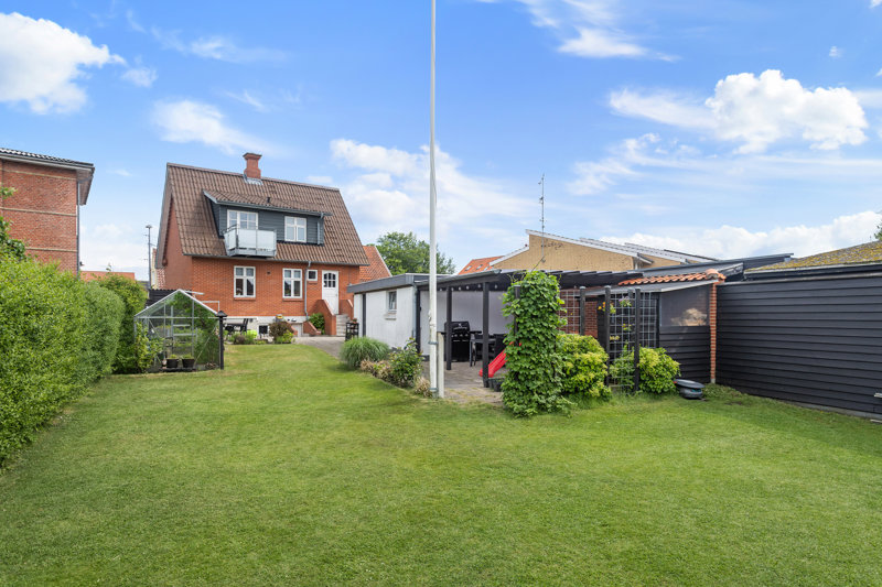 Property image number 1