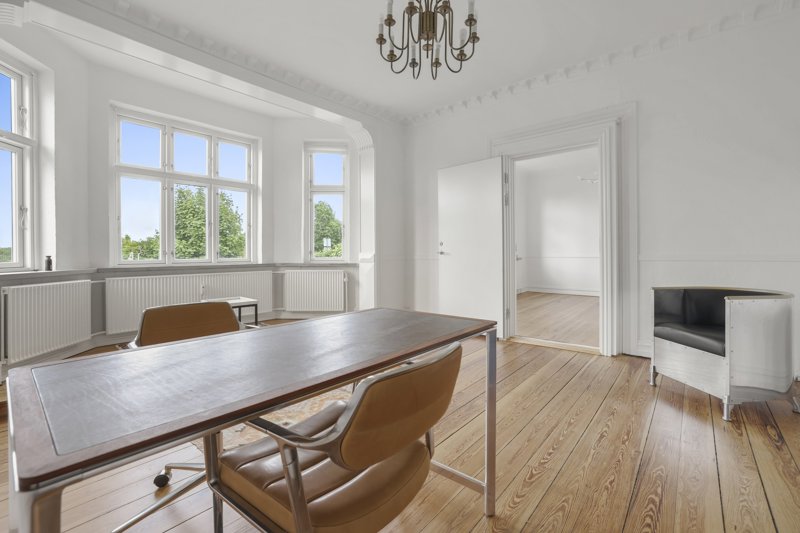 Property image number 2