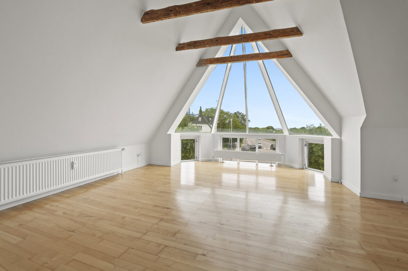 Property image number 2