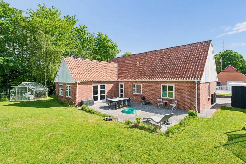 Property image number 1