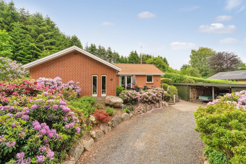 Property image number 2