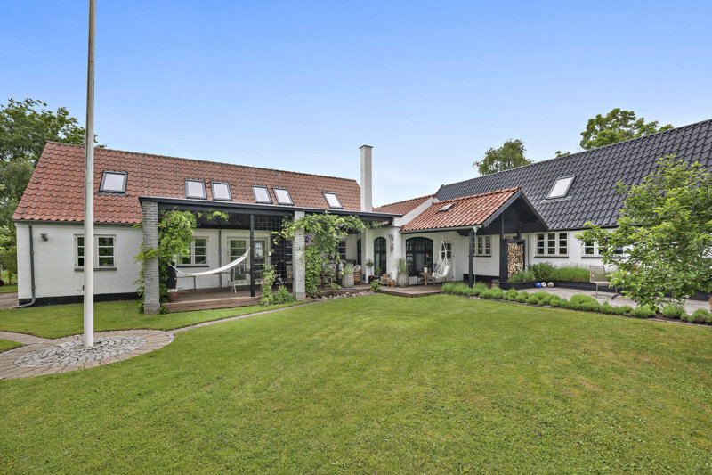 Property image number 2