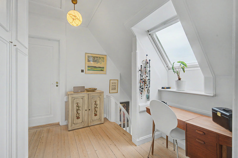 toggle-gallery-image