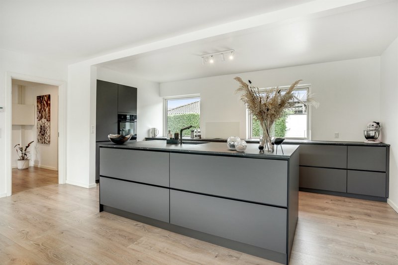 Property image number 8