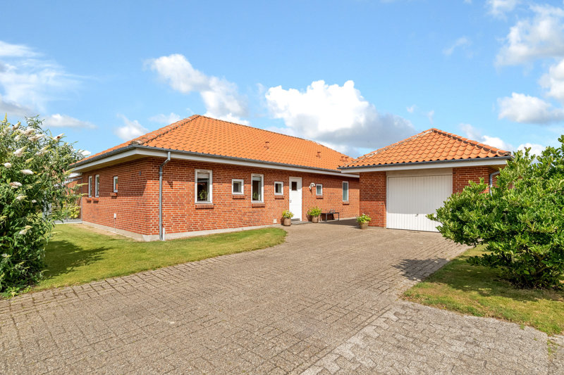 Property image number 2
