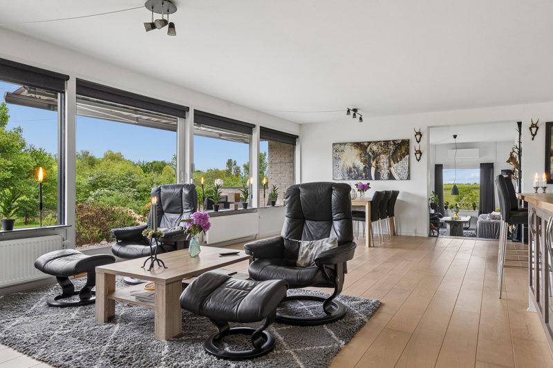 Property image number 8