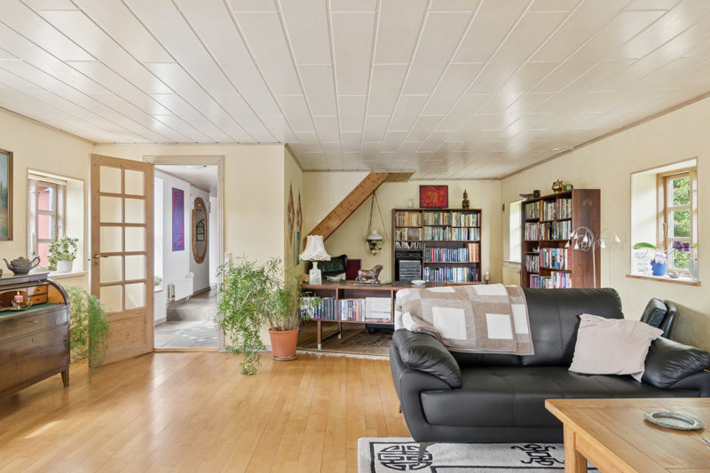 Property image number 8