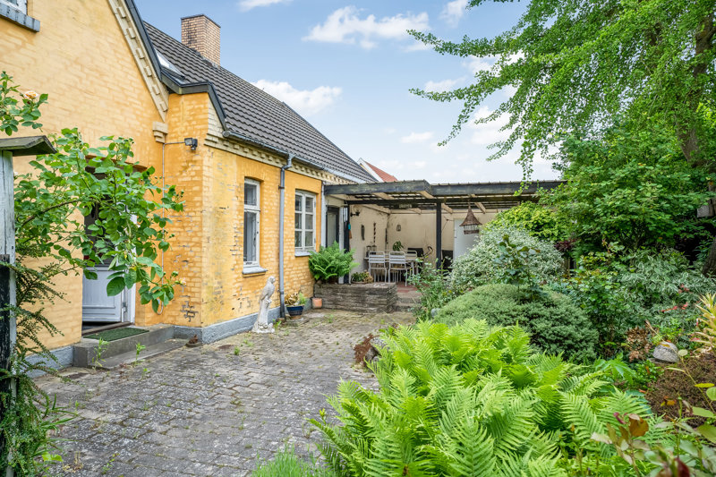 Property image number 2