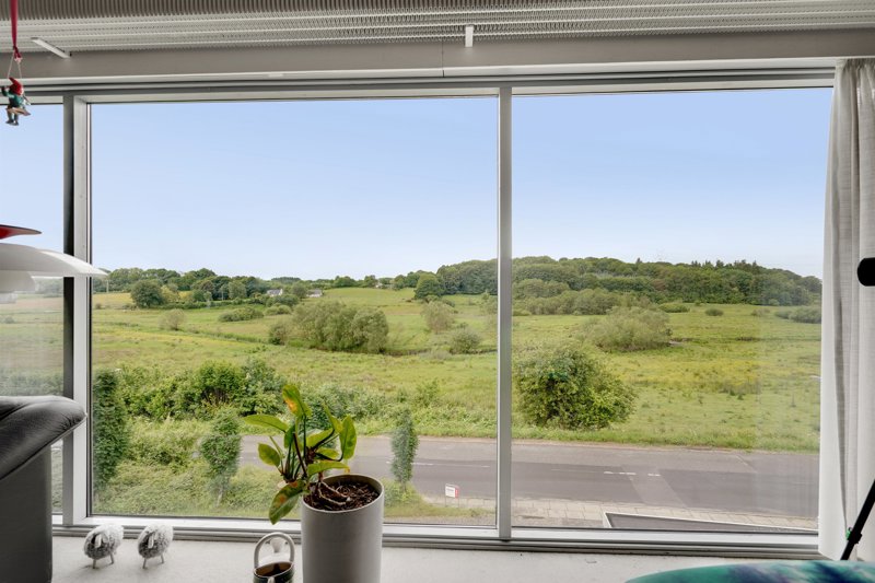 Property image number 2