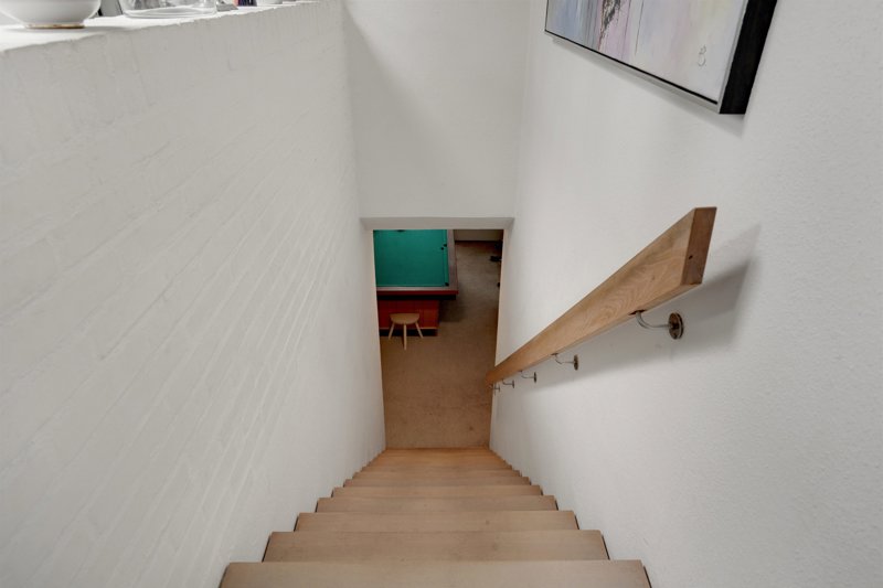 toggle-gallery-image