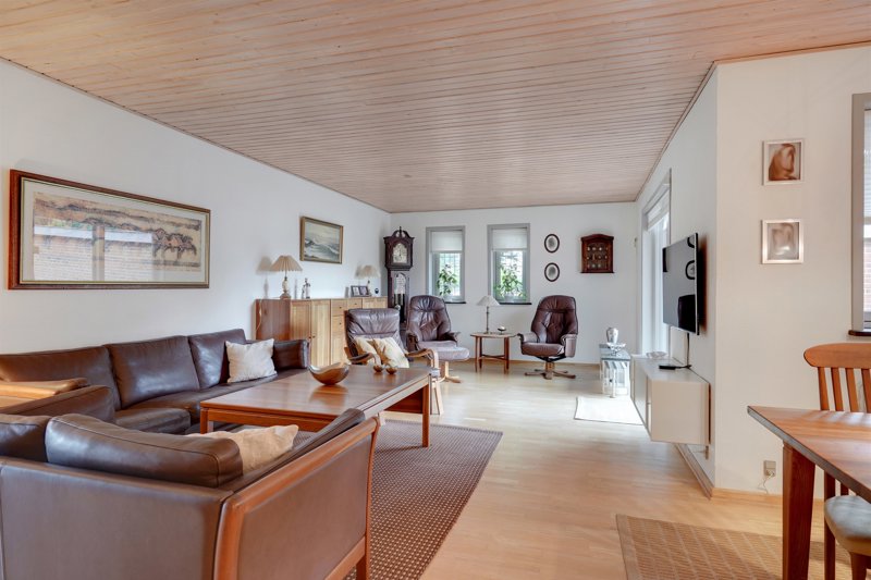 Property image number 3