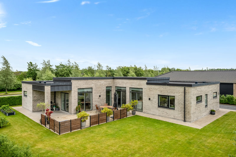 Property image number 1