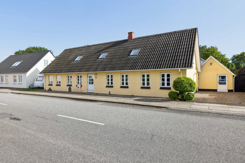 Property image number 2