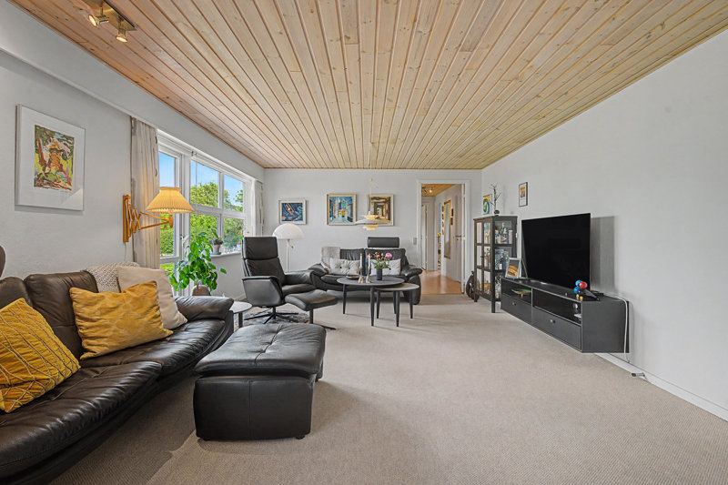Property image number 8