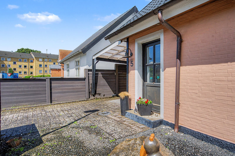Property image number 3
