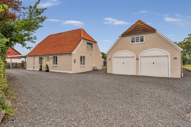 Property image number 1