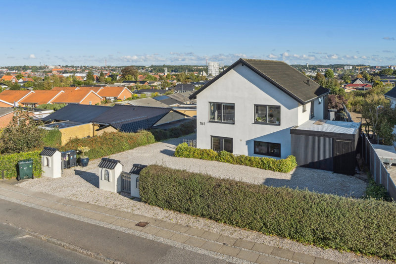 Property image number 2