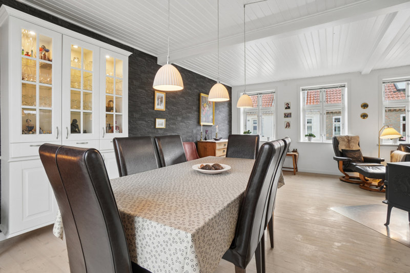 Property image number 8
