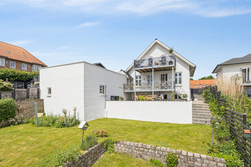 Property image number 3