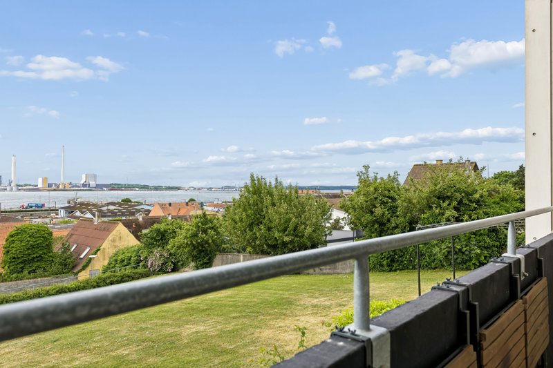 Property image number 2