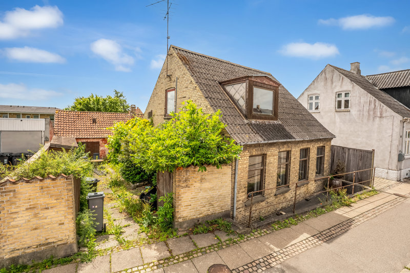 Property image number 1