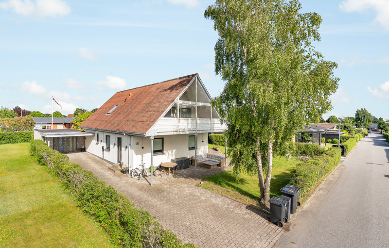 Property image number 1