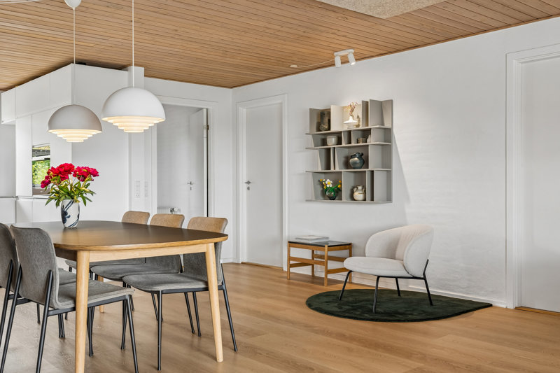 toggle-gallery-image