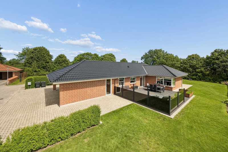 Property image number 1