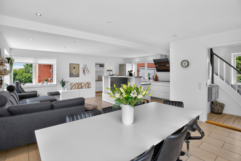 Property image number 6