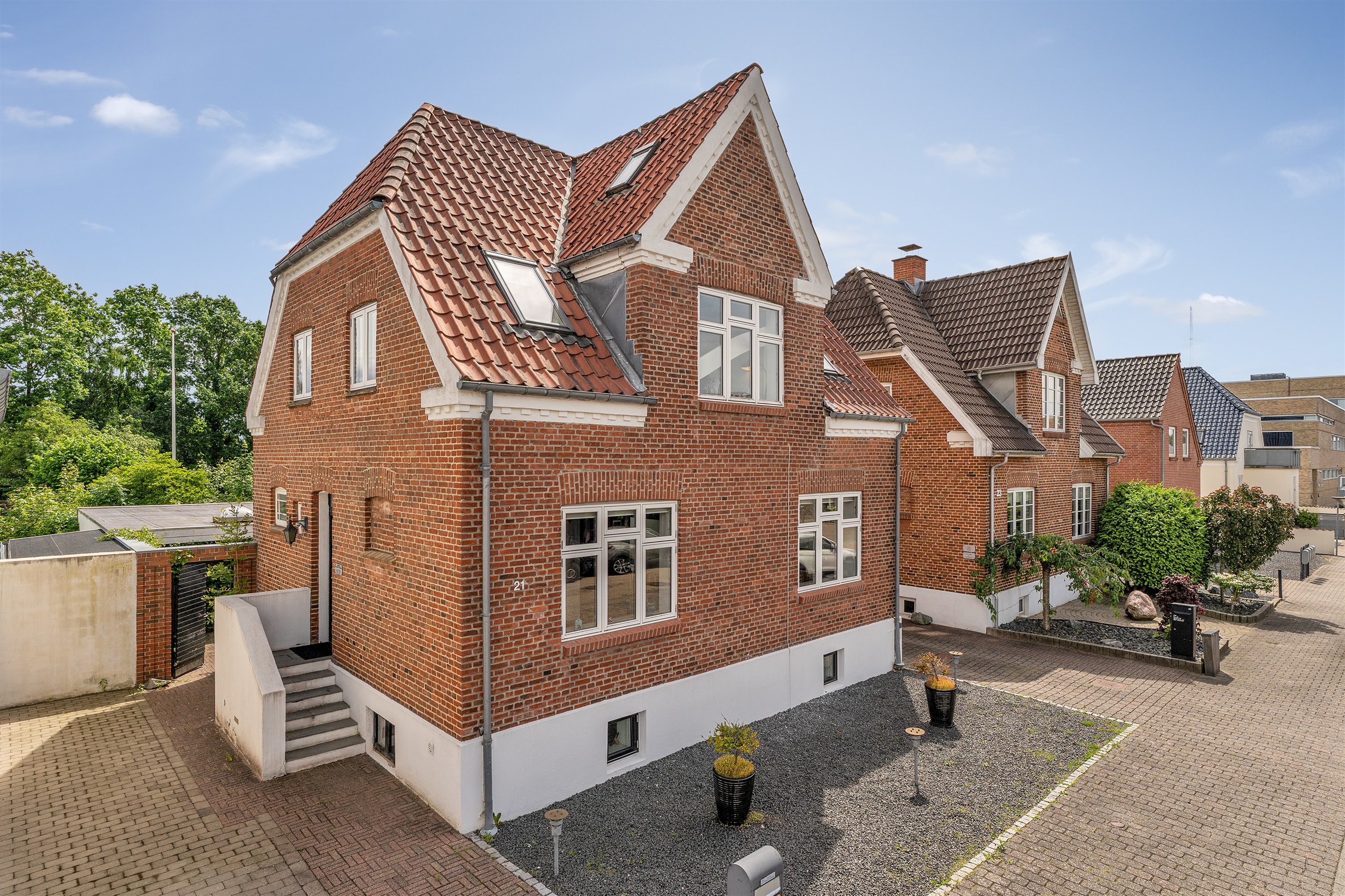 Maja, 132 m², krunt 665 m²