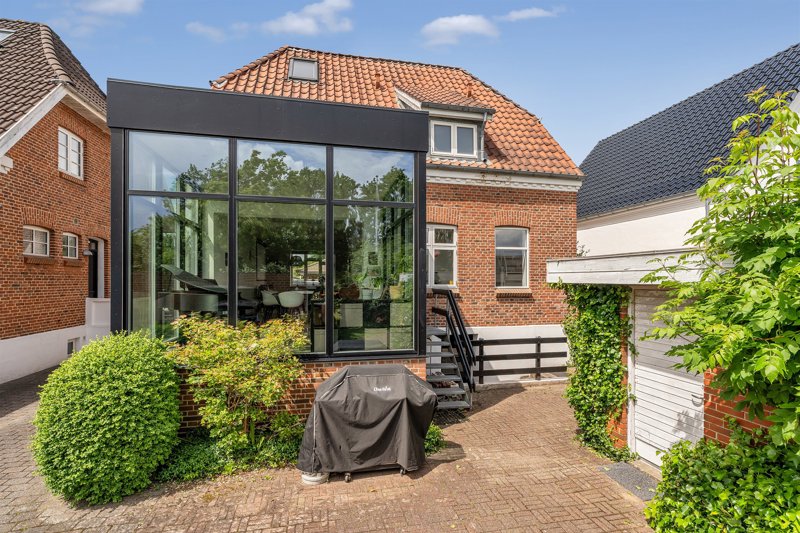 Property image number 2