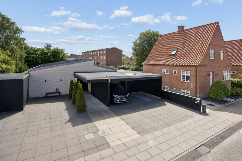 Property image number 2