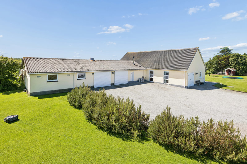 Property image number 2