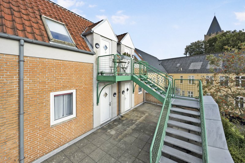 Property image number 2